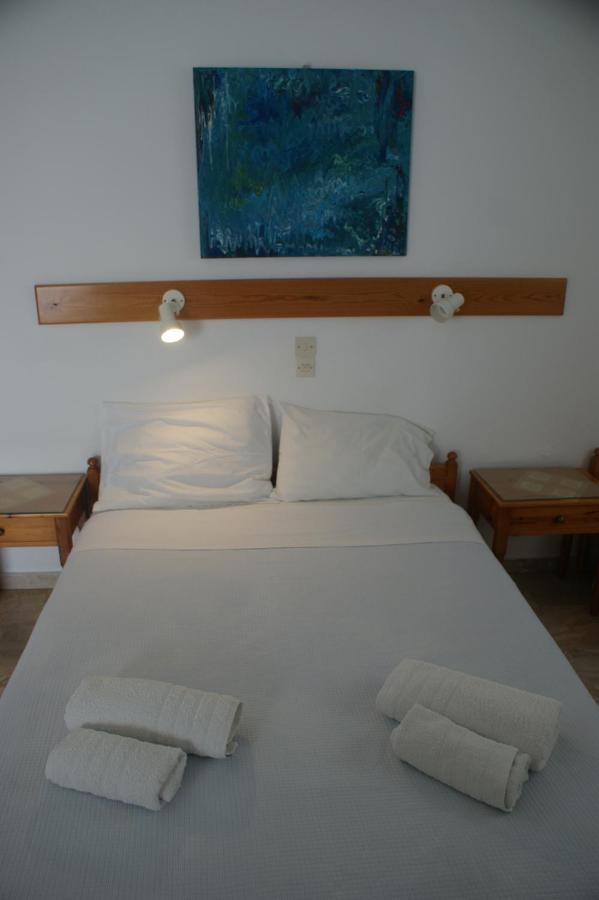 Hotel Eleftheria Párosz Kültér fotó