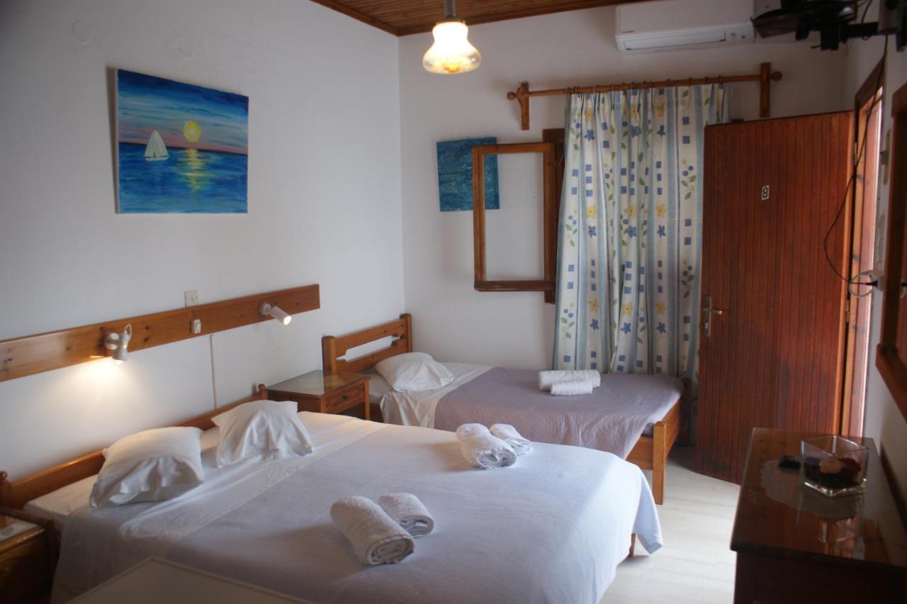 Hotel Eleftheria Párosz Kültér fotó