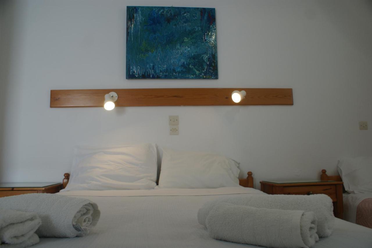 Hotel Eleftheria Párosz Kültér fotó