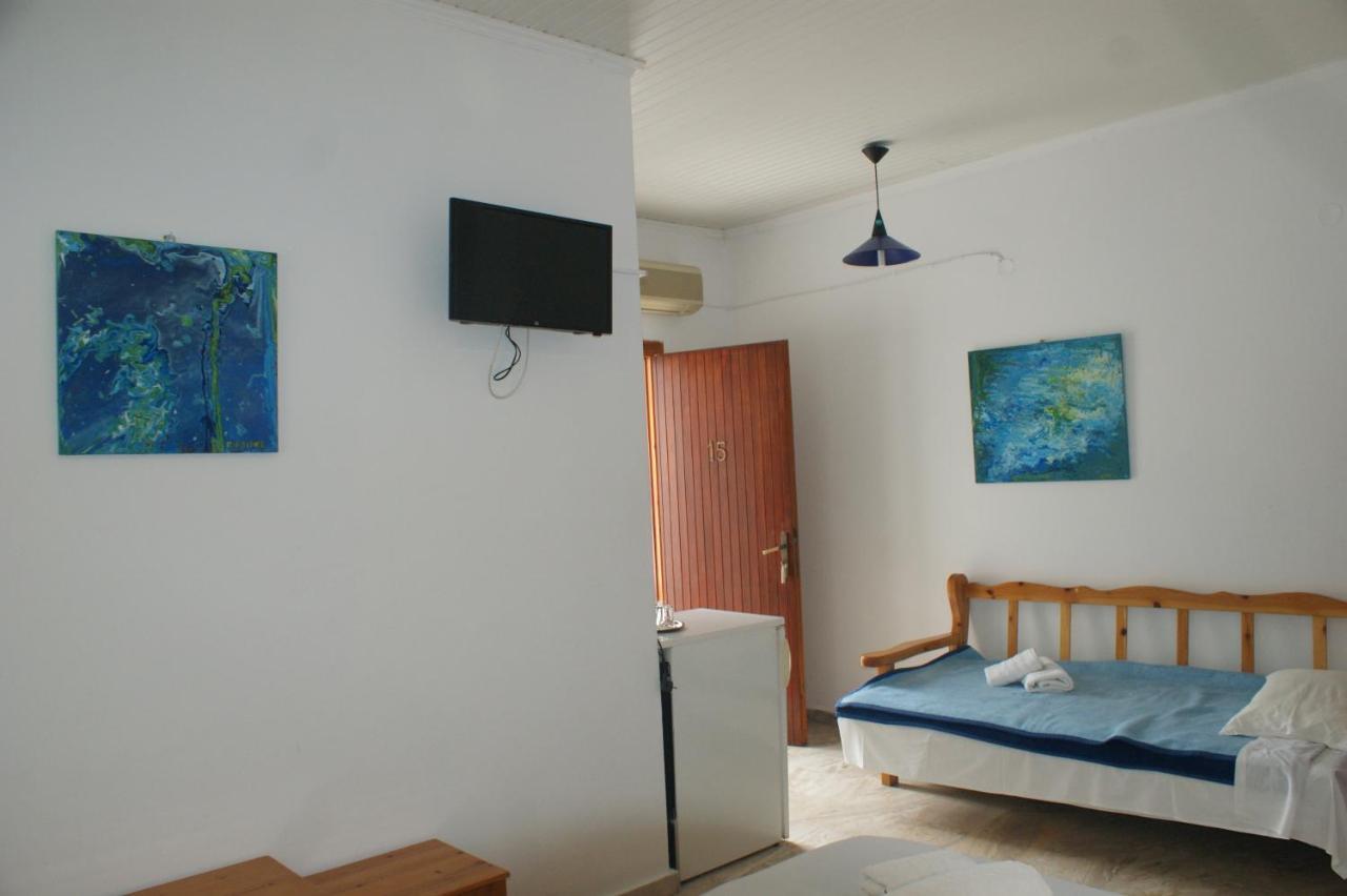 Hotel Eleftheria Párosz Kültér fotó