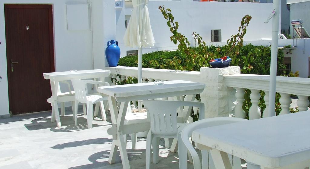 Hotel Eleftheria Párosz Kültér fotó