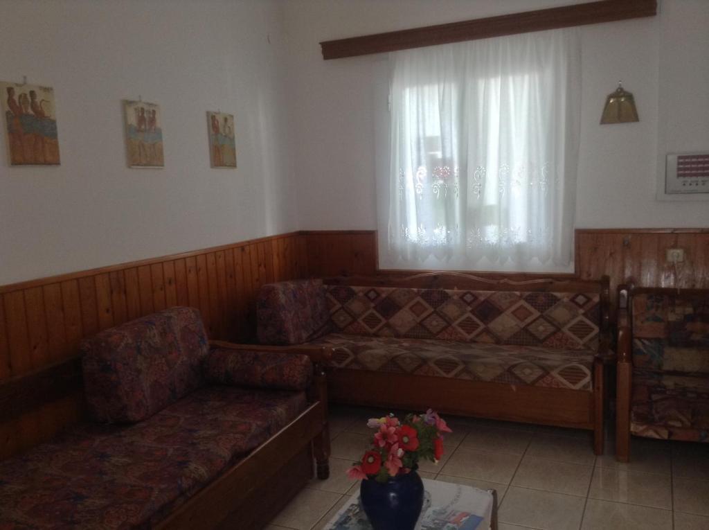 Hotel Eleftheria Párosz Kültér fotó